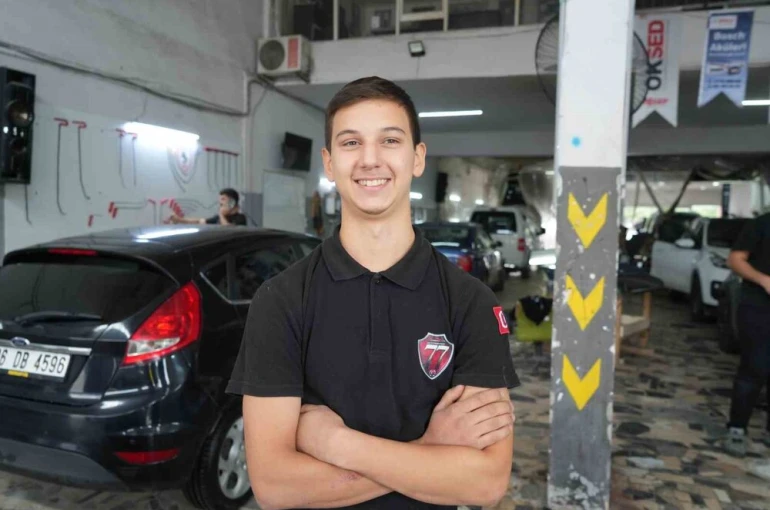Samsun’da yılın çırağı Emrullah: "Sanayiye başlayacaklar korkmasın"