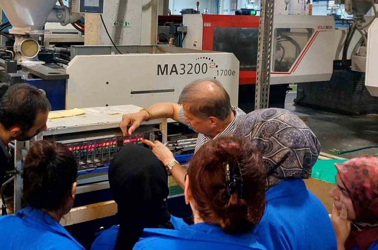 Samsunlu kadınlar, plastik enjeksiyon operatörlüğü eğitimini tamamladı