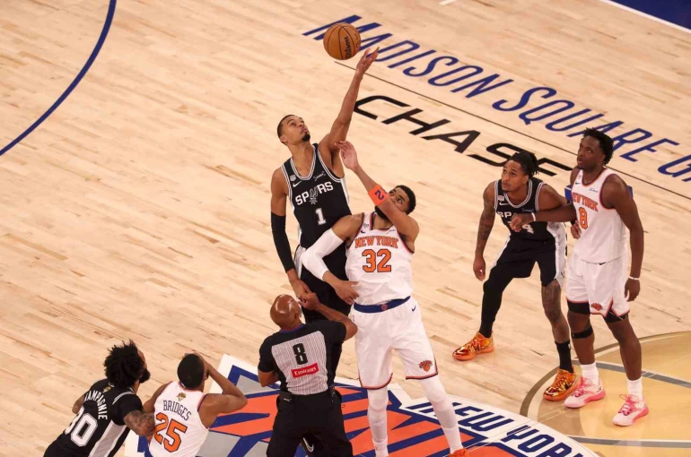 San Antonio Spurs, seride ilk galibiyetini aldı