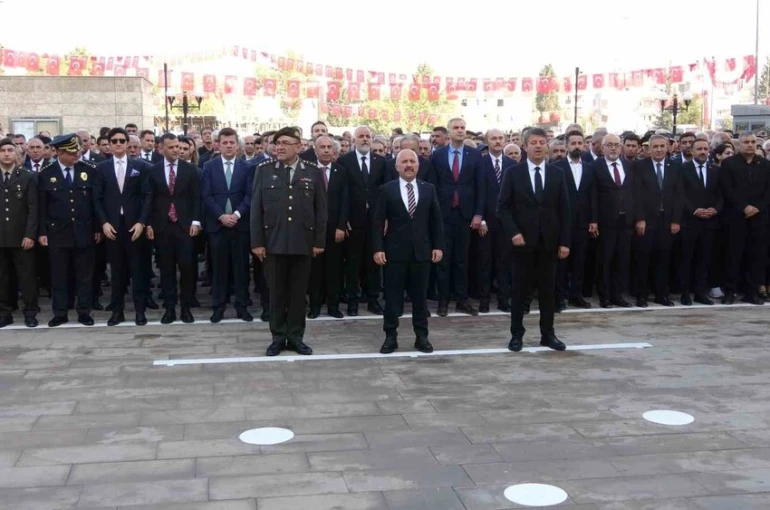 Şanlıurfa ve Adıyaman’da 10 Kasım Atatürk’ü Anma Günü etkinliği