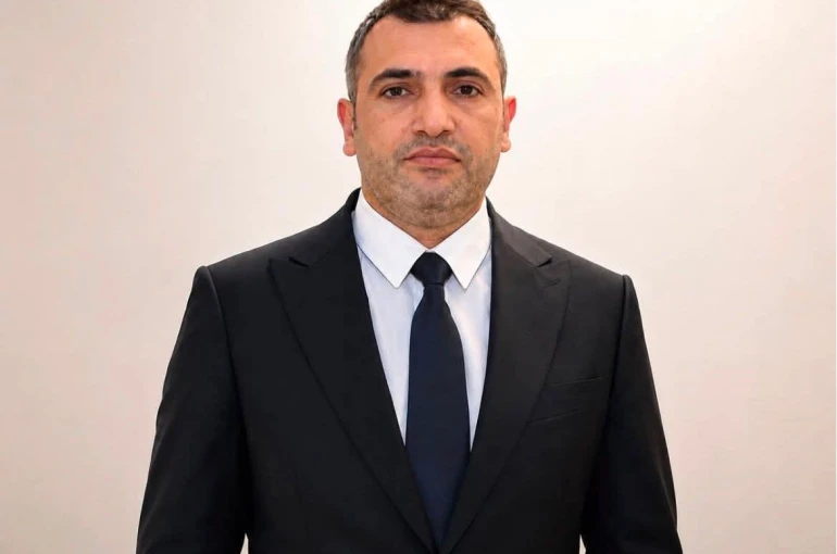 Şanlıurfa’da intihar girişiminde bulunan daire başkanı tedavi gördüğü hastanede hayatını kaybetti