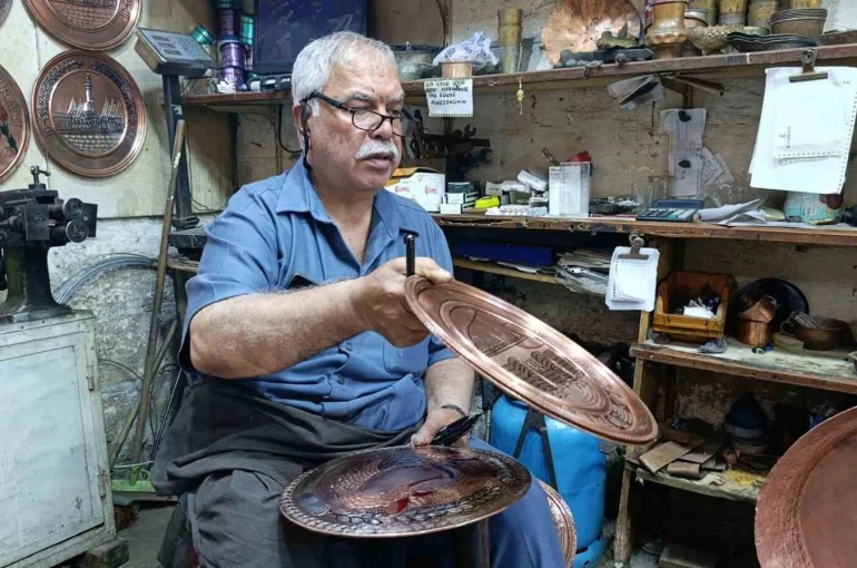 Şanlıurfa’da kaybolmaya yüz tutan bakırcılık mesleği yeniden canlandı
