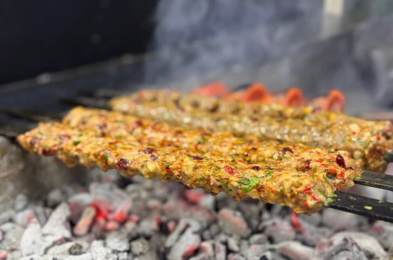 Şanlıurfa’da nardan kebap yapıldı