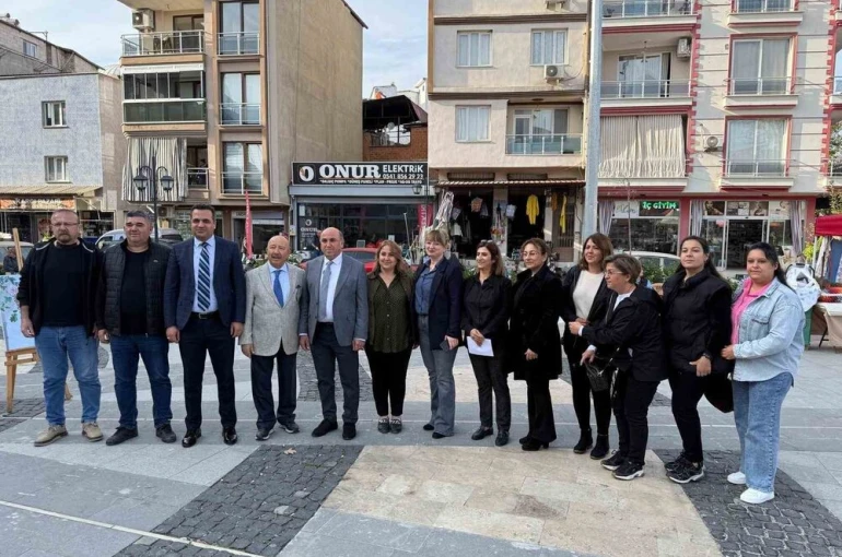 Sarıgöl’de kadın girişimciler tanıtım sergisi açıldı 