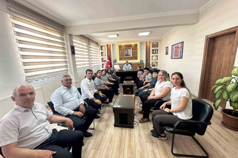 Sarıgöl’ün gururu öğrencilerden Kaymakam Dalak’a ziyaret