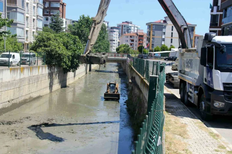 SASKİ’den dere yataklarına neşter