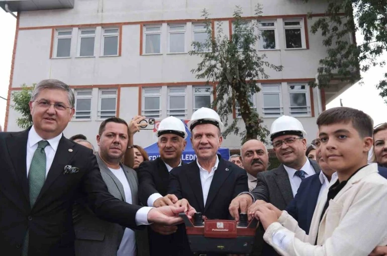 Seçer: "Belediye başkanları her şeyden önce halkın acısını anlamalı" 