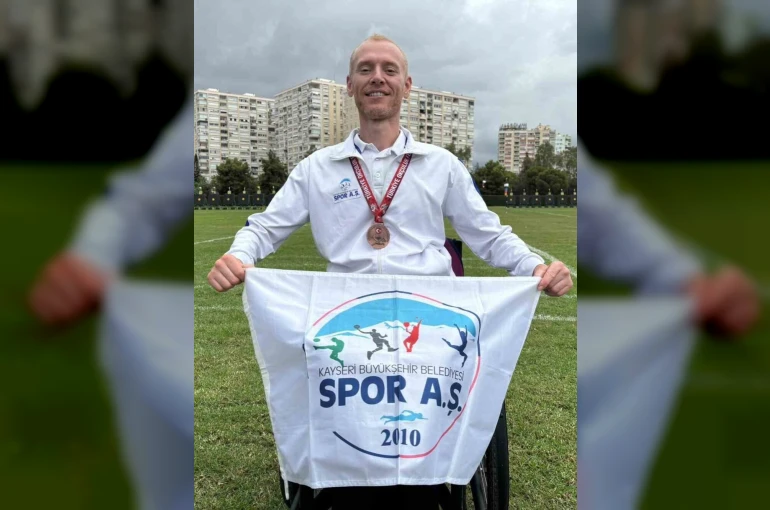 Şehit Kemikkıran’dan bronz madalya