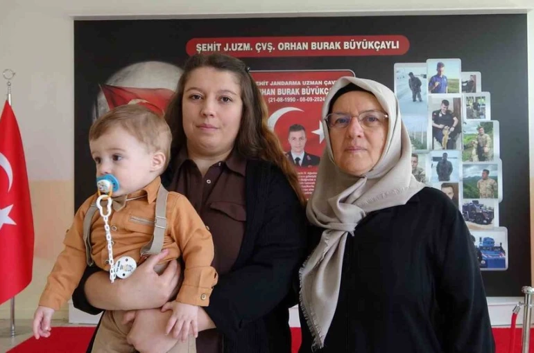 Şehit oğlunun adını taşıyan okulun açılışına katılan anne hem gurur hem hüzün yaşadı