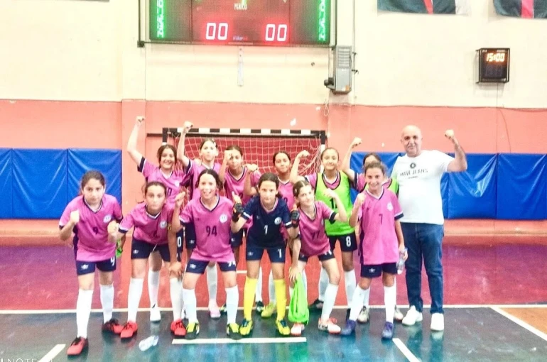 Şehit Rıfat Tunçbilek Ortaokulu’ndan futsalda önemli dereceler
