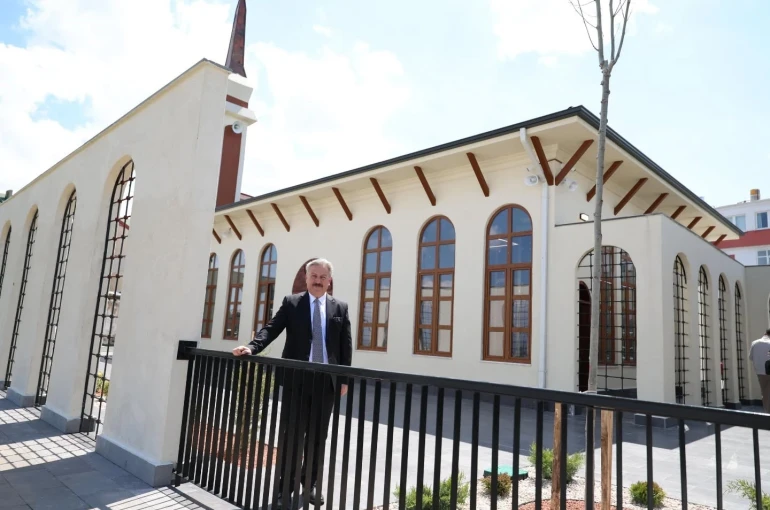 Selçuklu mahallesinin butik Hayrat Cami’si tamamlandı
