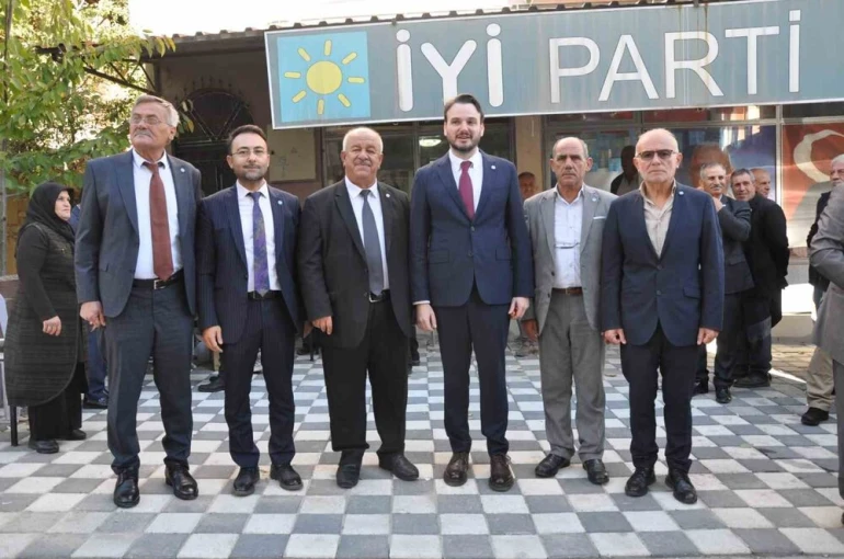 Selendi İYİ Parti’de İlhan Türk dönemi