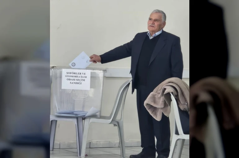 Selendili şoförler, ’Başkan Filik ile devam’ dedi