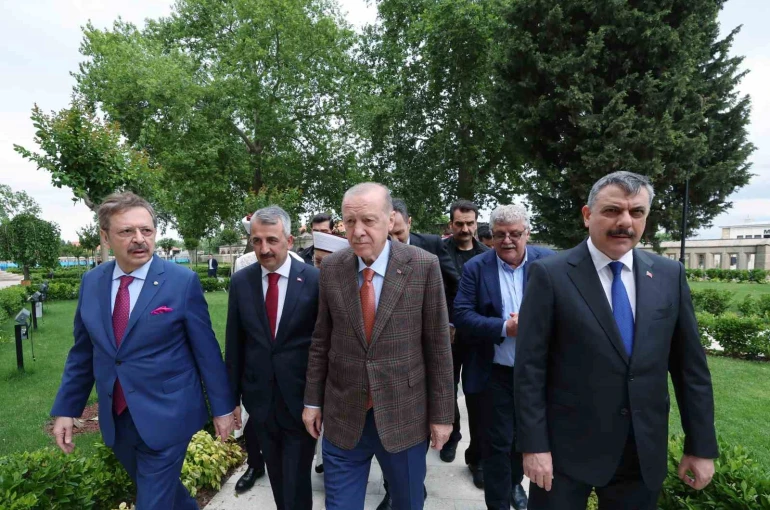 Selimiye yeniden ibadete açıldı