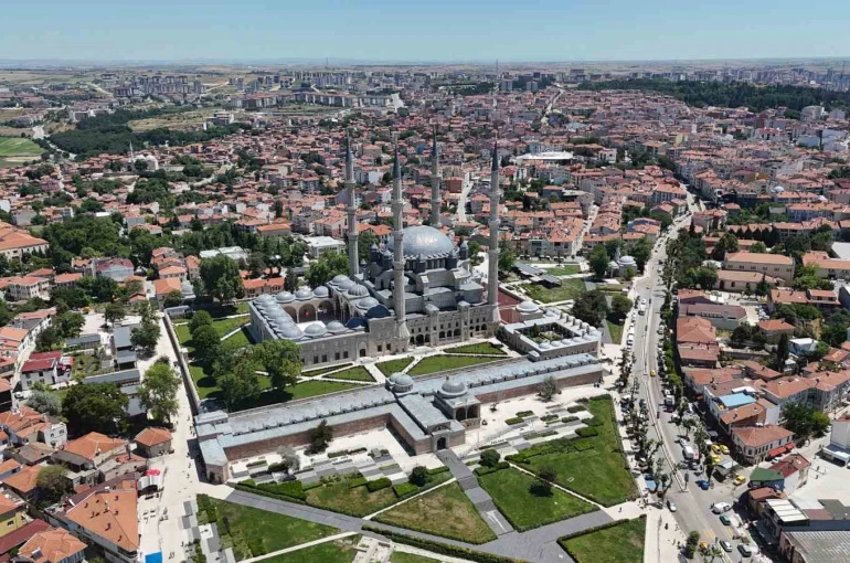 Selimiye’de tarihi gün: Cumhurbaşkanı Erdoğan’a Edirne’de büyük sevgi seli