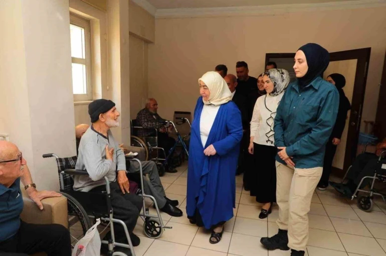 Semiha Yıldırım’dan huzurevi sakinlerine ziyaret