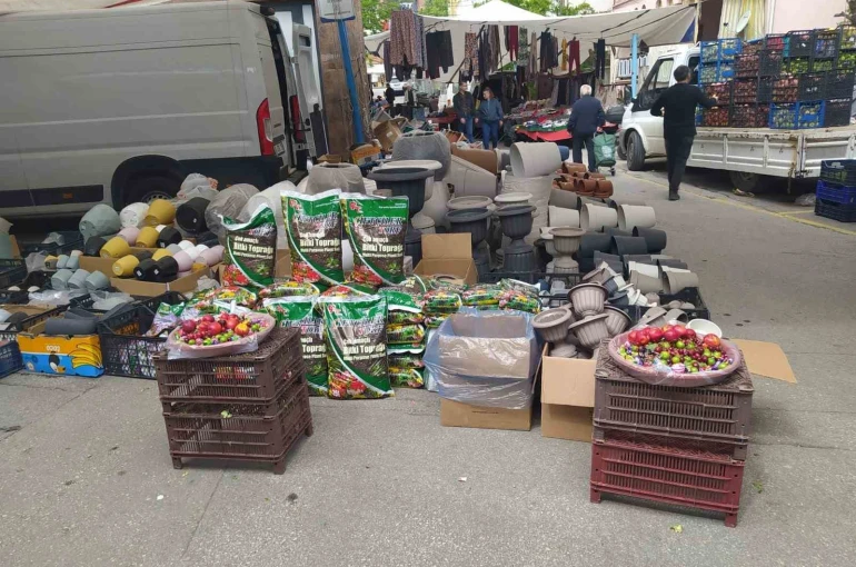 Semt pazarındaki ‘göz hakkı’ sepetleri yürekleri ısıttı