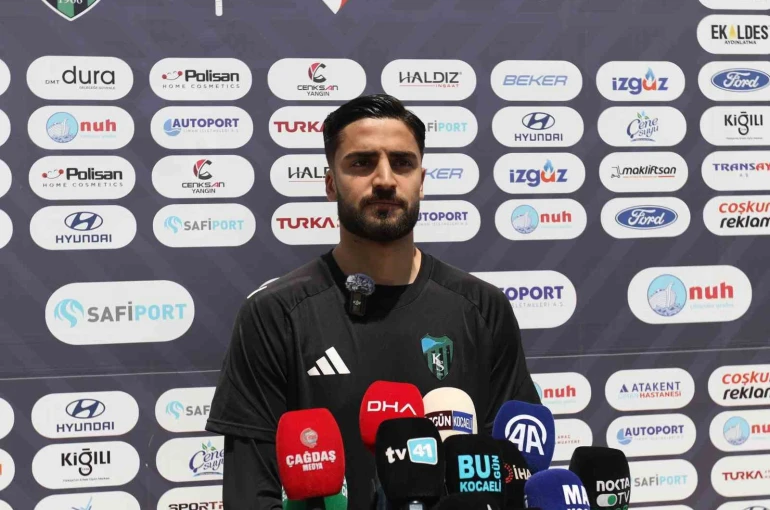 Serhat Öztaşdelen: "Umarım uzun yıllar Kocaelispor kalesini korurum"