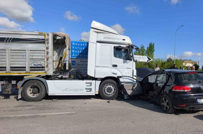 Seydişehir’de tır ile otomobil çarpıştı: 1 yaralı