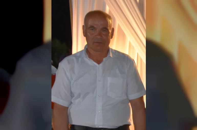 Sığındığı ağaca yıldırım düşen çiftçi hayatını kaybetti