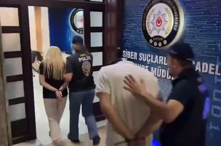 ’Sigorta yapma’ vaadiyle 65 kişiyi 3 milyon TL dolandırdılar