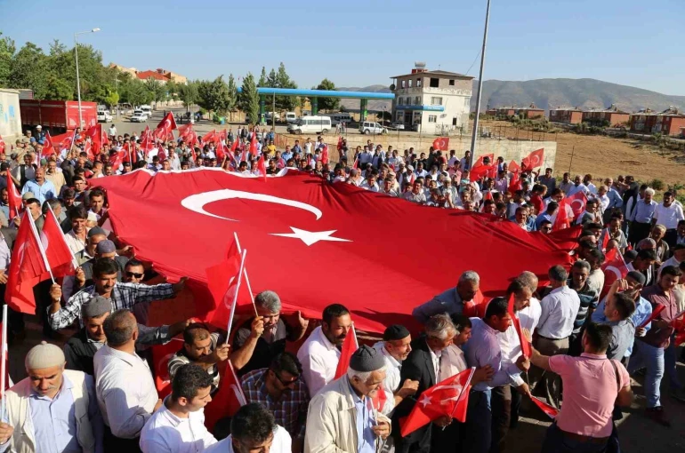 Siirt’te darbe gecesi belgeselle ele alındı
