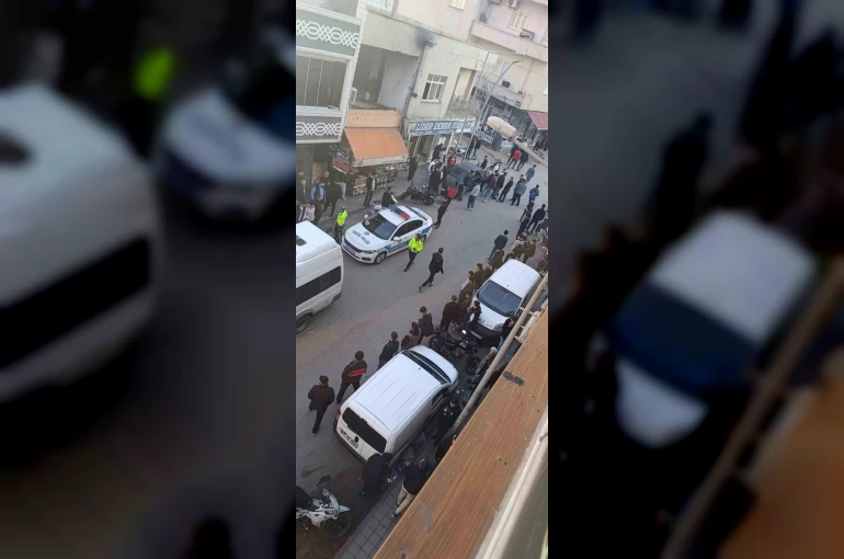 Siirt’te iki grup arasında bıçaklı kavga: 2 yaralı 