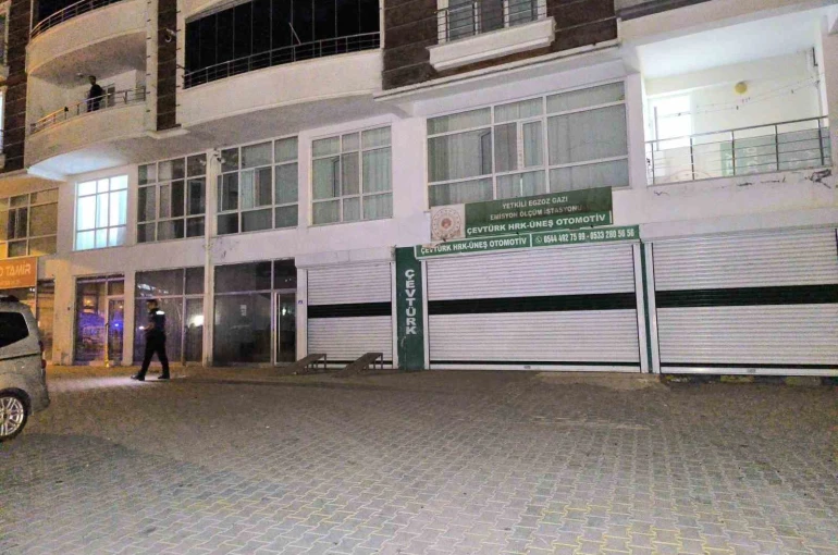 Siirt’te silahlı kavga: Baba ve oğlu yaralandı