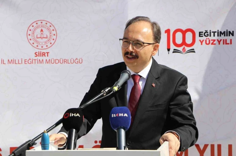 Siirt’te yeni eğitim öğretim yılı coşkuyla başladı