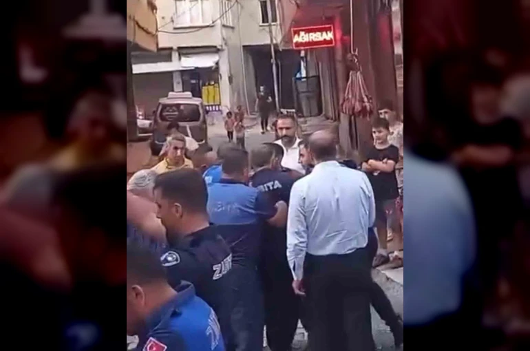 Siirt’te zabıtadan seyyar satıcılara yönelik kapsamlı denetim