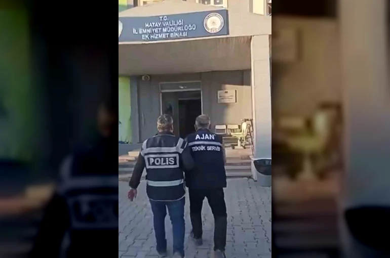 Silahla tehdit suçundan aranan şahıs Defne’de yakalandı