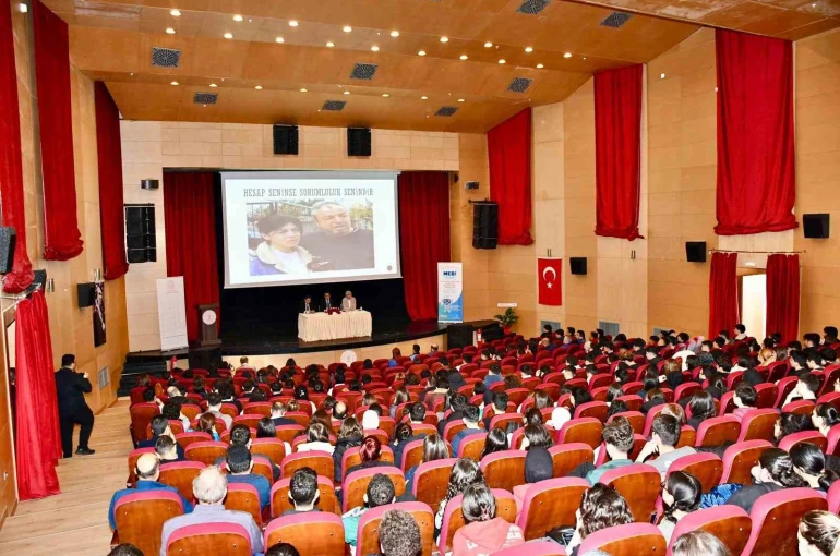 Silifke’de öğrenciler IBAN dolandırıcılığına karşı bilgilendirildi