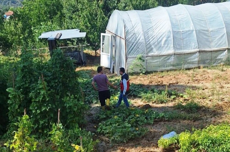 Simav Esenbağ Köyü’nde sel ve su baskınından zarar gören tarım alanları tespit edildi