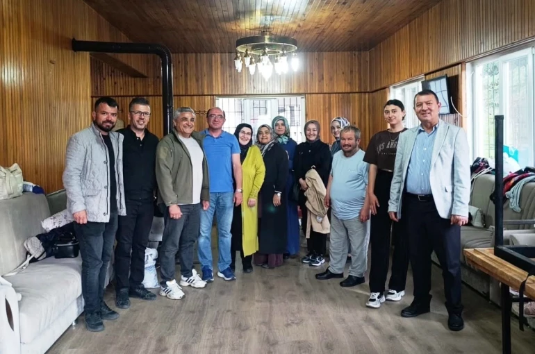 Simav’da üniversite öğrencilerine moral ve motivasyon kampı