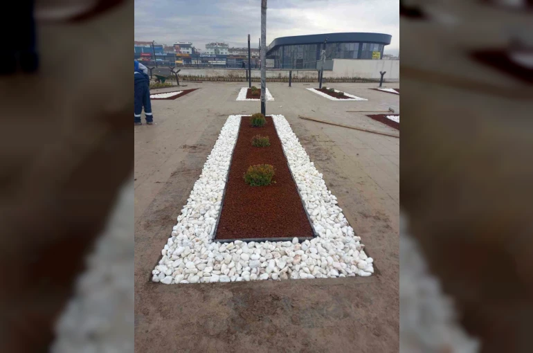 Sincan’da çevre düzenleme ve peyzaj çalışmaları aralıksız sürüyor