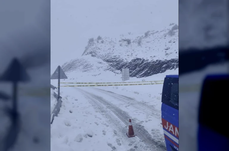 Sincik-Malatya Karayolu ulaşıma kapandı