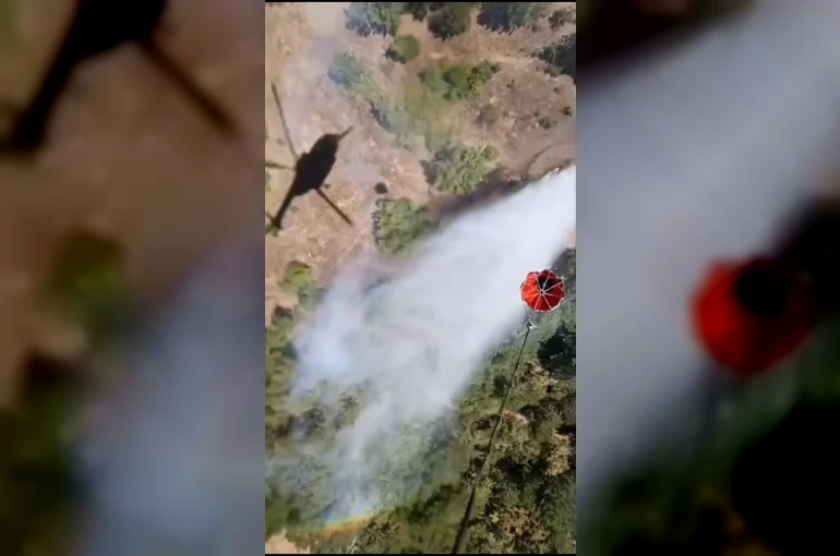 Sındırgı’daki yangına 6 uçak, 6 helikopter ve 45 arazöz ile yoğun müdahale 
