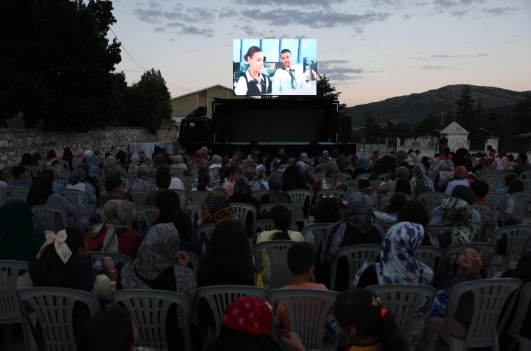 Sinema Günleri ve Çocuk Şenliği’ne 80 bin kişi katıldı