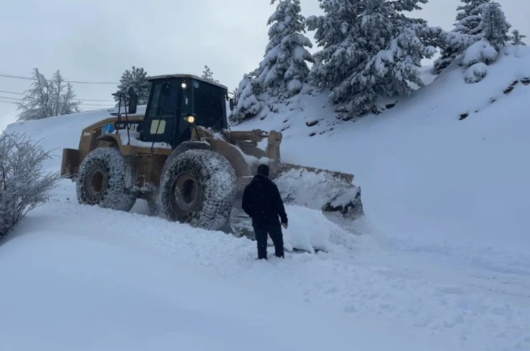Sinop’ta 196 köy yolu kapalı, 39 köyde elektrik yok