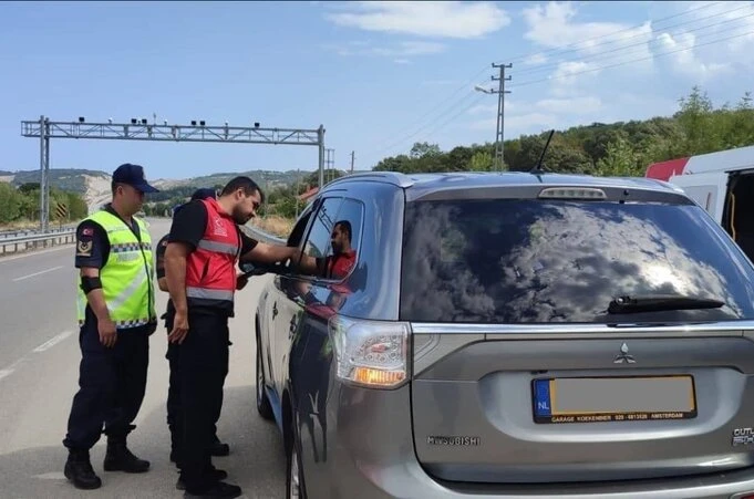 Sinop’ta huzur uygulaması: Aranan 3 şahıs yakalandı