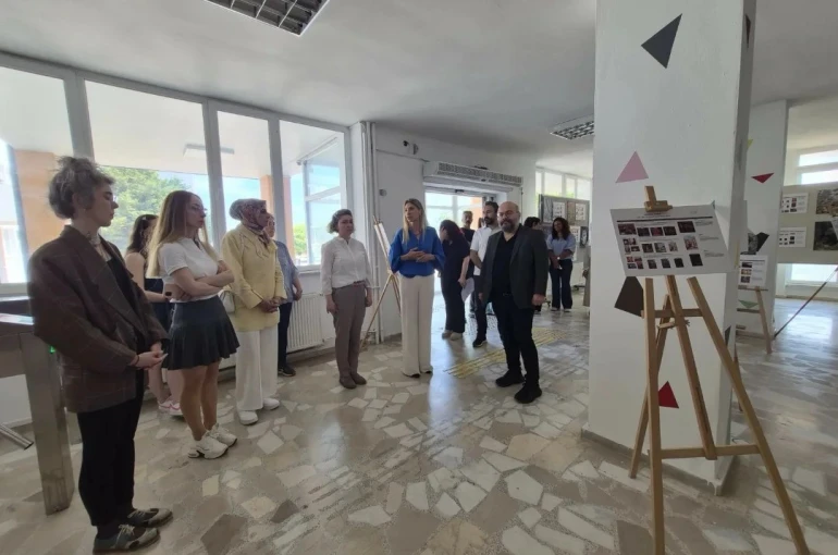 Sinop’ta "Karardan Görsele" sergisi sanatseverlerle buluştu