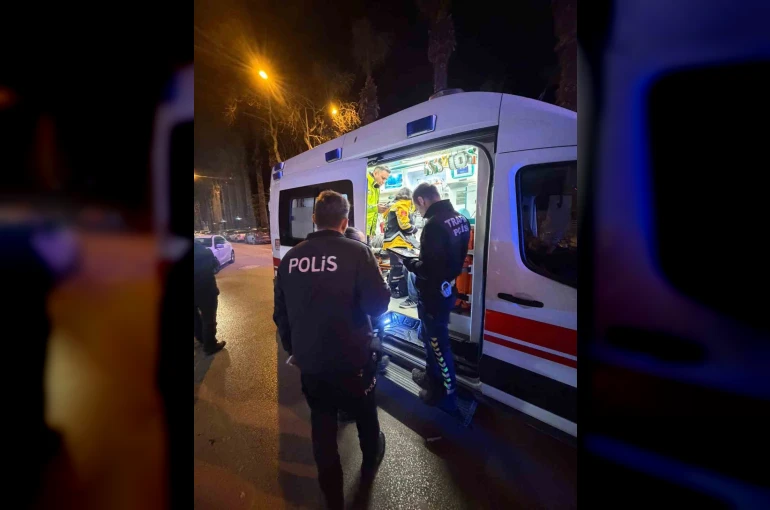 Sinop’ta motosiklet yayaya çarptı: 2 yaralı