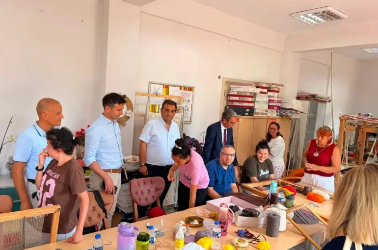 Sinop’ta özel bireyler el sanatlarıyla engelleri aşıyor