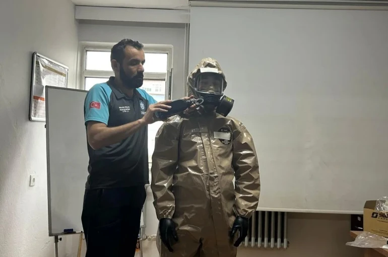 Sinop’ta sağlıkçılara KBRN farkındalık eğitimi