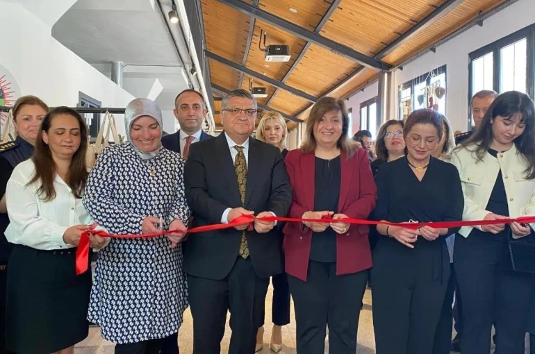 Sinop’ta yıl sonu sergisi