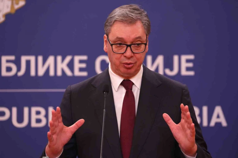 Sırbistan Cumhurbaşkanı Vucic: "Çin yapımı süpersonik füzelere sahibiz"