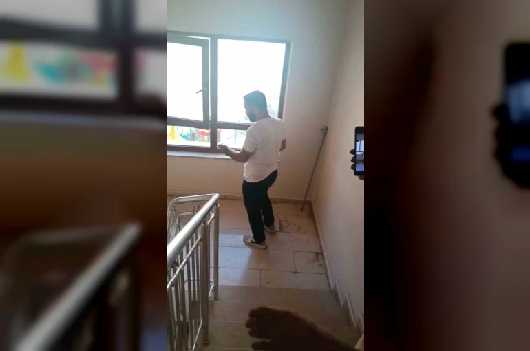 Şırnak’ta apartmanda yılan paniği