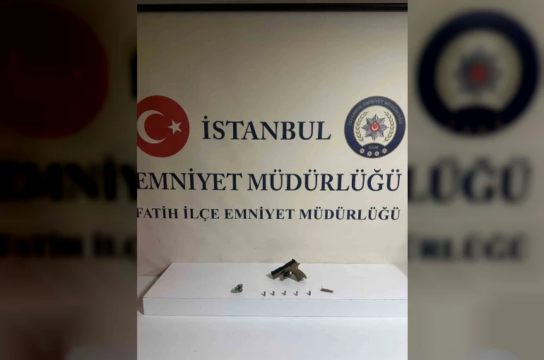 Şişli’de iş yerini kurşun yağmuruna tutan şahıslar saklandıkları ‘zula ev’de yakalandı