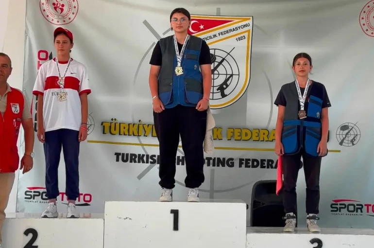 Sivaslı atıcılar 2 madalya ile döndü
