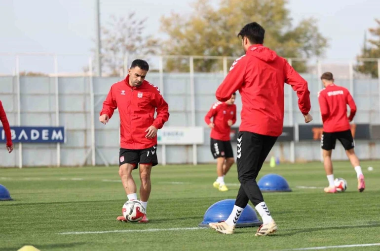 Sivasspor 3 puan için hazırlanıyor
